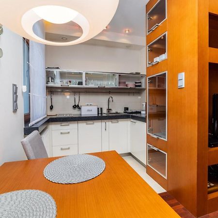 Broadway - Neptun Park By Oneapartments Danzica Esterno foto