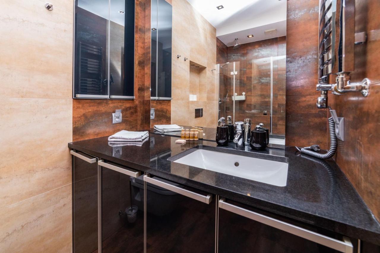Broadway - Neptun Park By Oneapartments Danzica Esterno foto