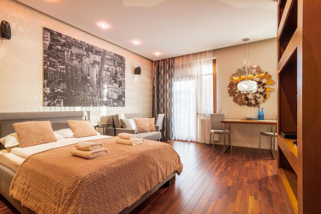 Broadway - Neptun Park By Oneapartments Danzica Esterno foto